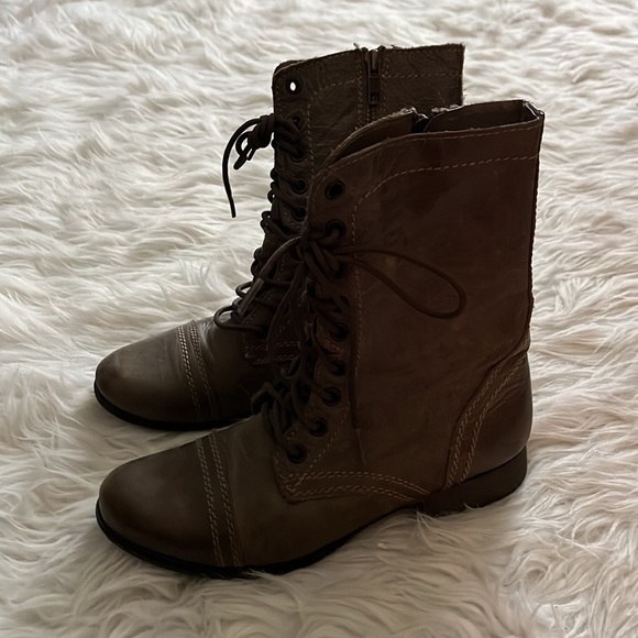 Steve Madden Combat Boots - Picture 2 of 5